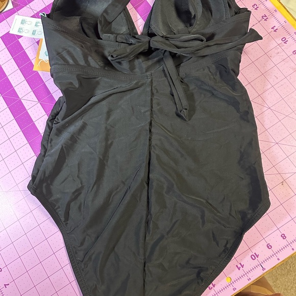 Kona Sol black one piece NWT size Medium 8-10 - Picture 4 of 6